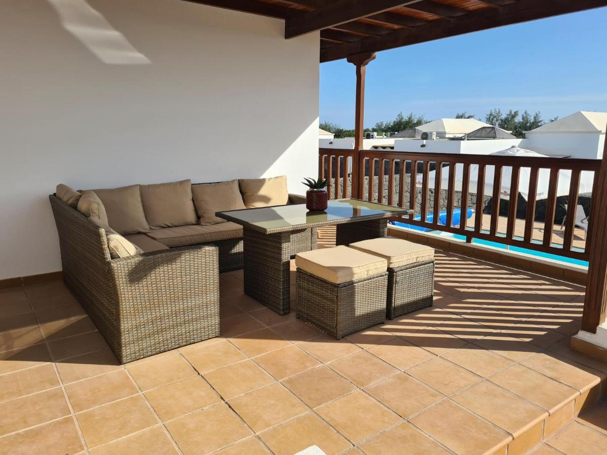 Luxury 4-Bedroom Villa With Heated Pool + Sea View Playa Blanca  Exterior photo