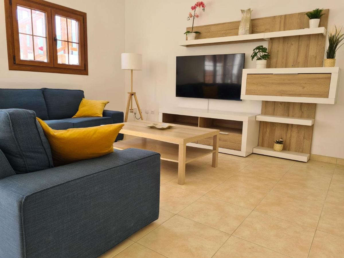Luxury 4-Bedroom Villa With Heated Pool + Sea View Playa Blanca  Exterior photo