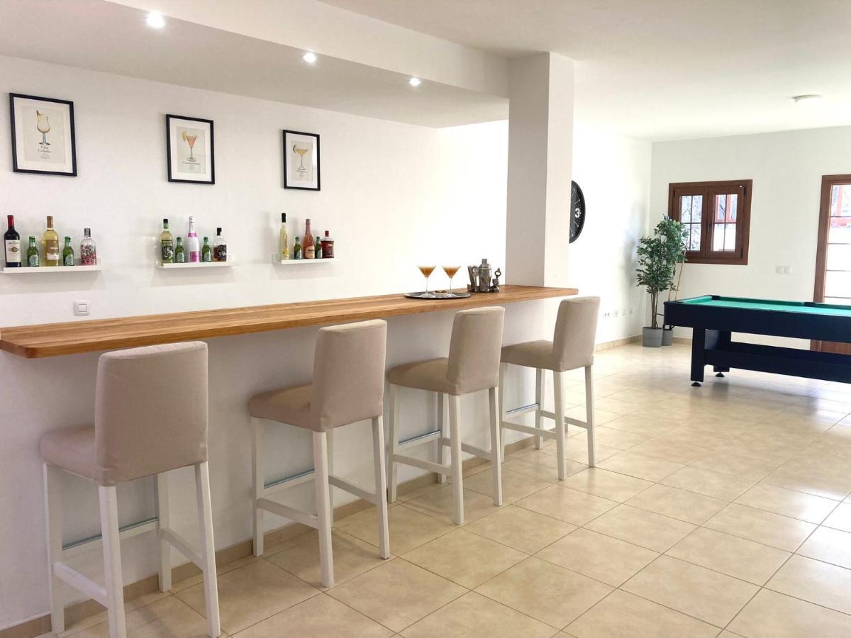Luxury 4-Bedroom Villa With Heated Pool + Sea View Playa Blanca  Exterior photo